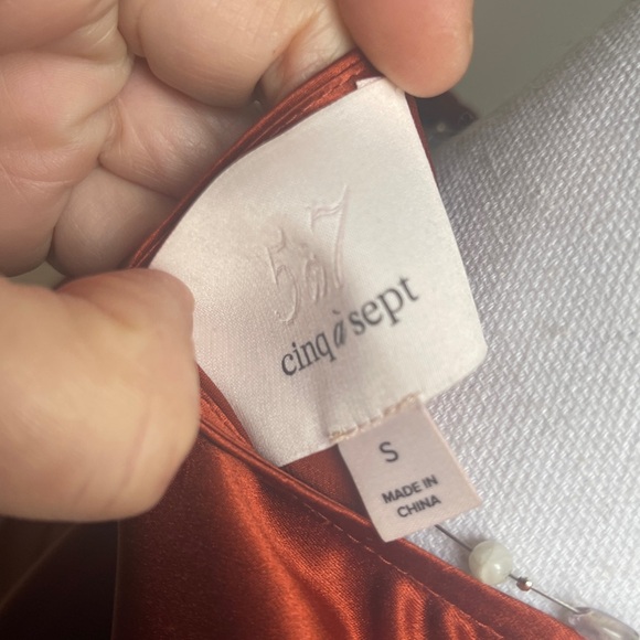 Cinq à Sept Rust Satin Tunic pure silk NWOT - Picture 6 of 11